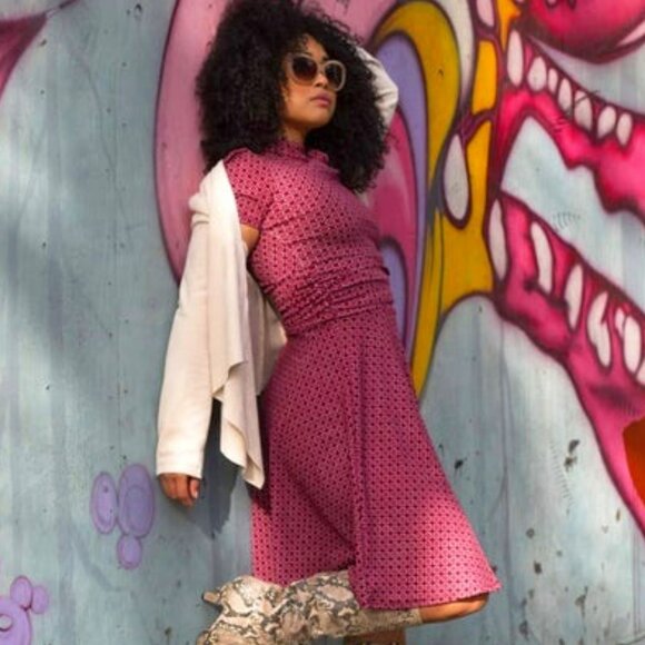 Merlot Medallion Gidgette Dress - Picture 2 of 6